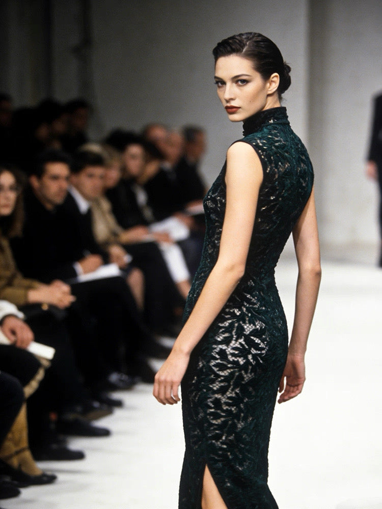 Hand-Stitched Emerald Green Vine Lace Qipao