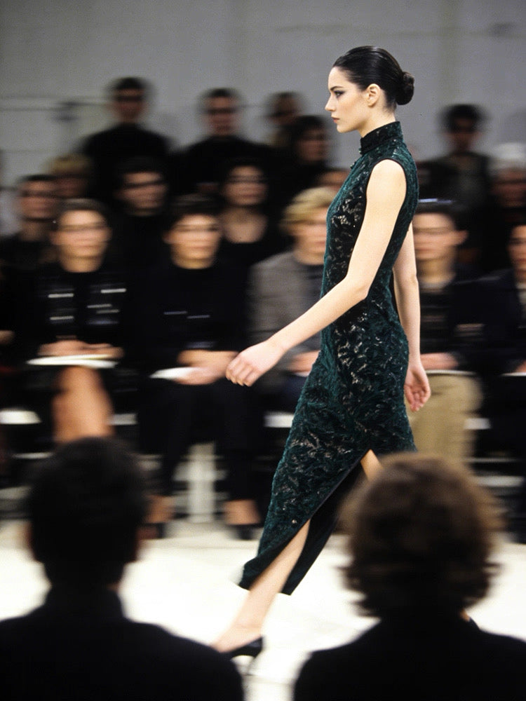Hand-Stitched Emerald Green Vine Lace Qipao
