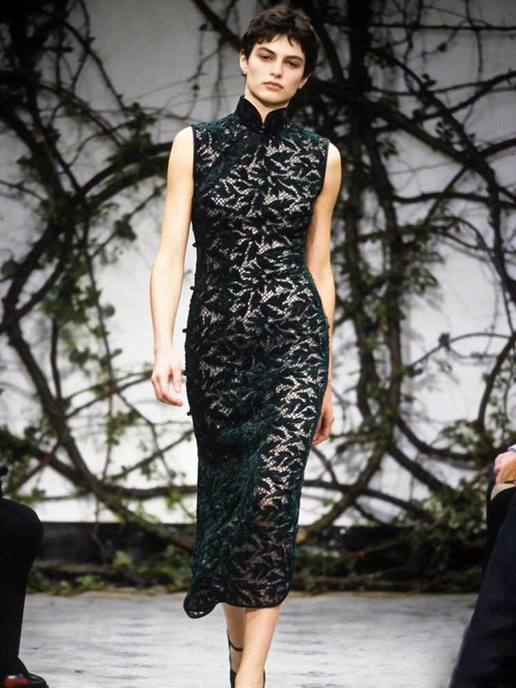 Hand-Stitched Emerald Green Vine Lace Qipao