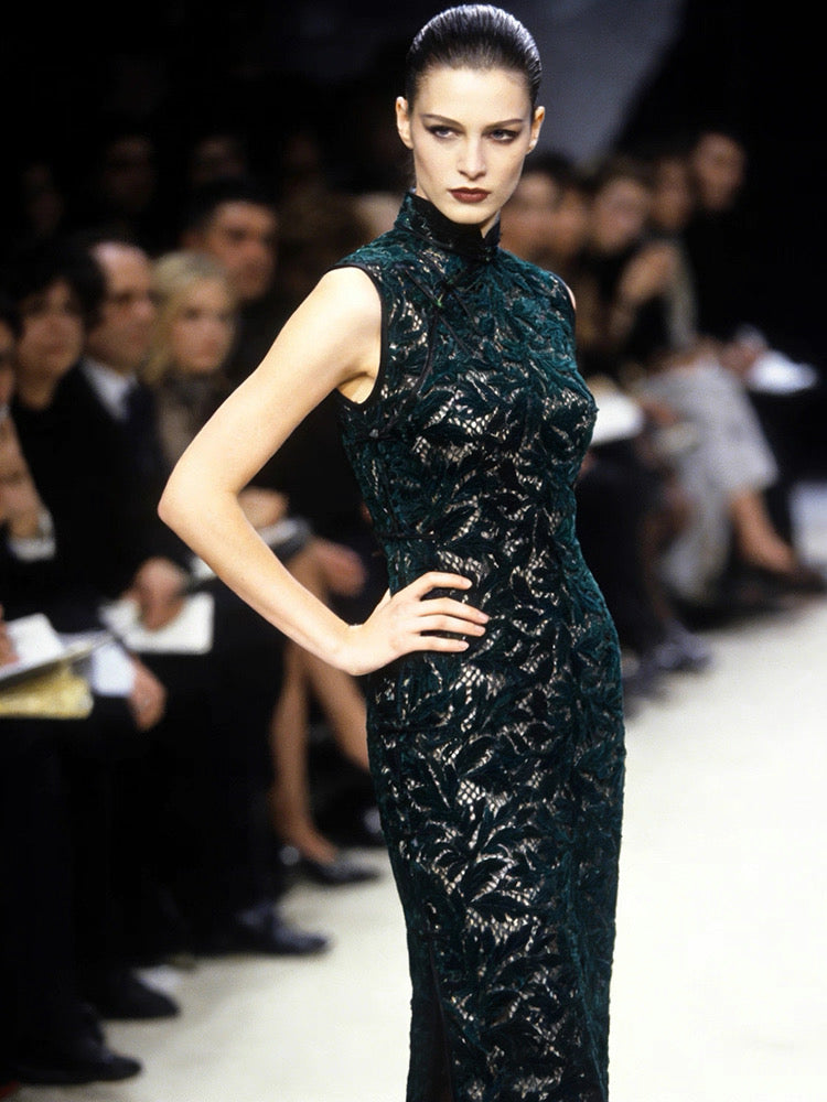 Hand-Stitched Emerald Green Vine Lace Qipao