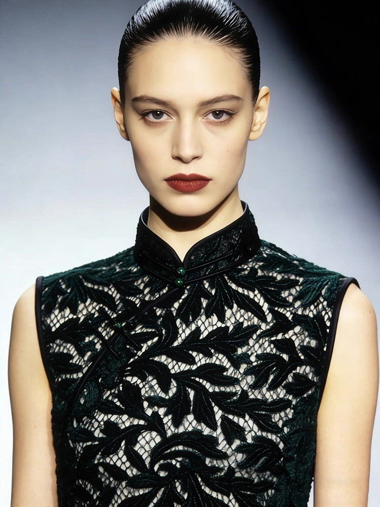 Hand-Stitched Emerald Green Vine Lace Qipao