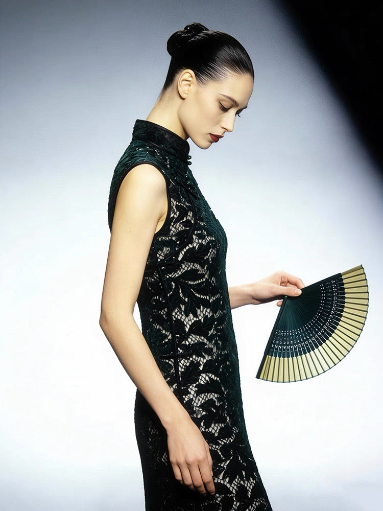 Hand-Stitched Emerald Green Vine Lace Qipao